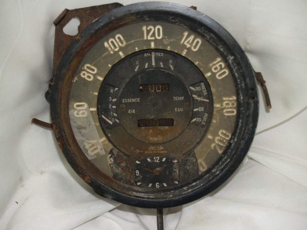 Old and rusty speedometer